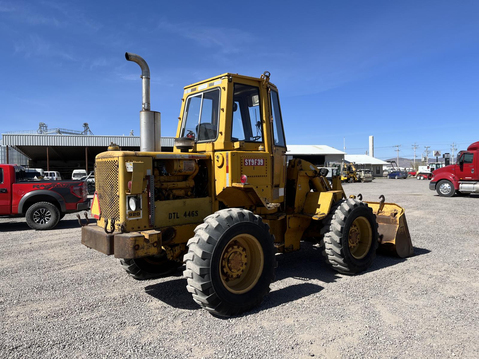 CATERPILLAR 920